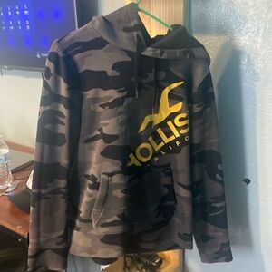 Hollister hoodie size small